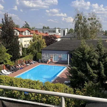 Apartment Apartament Ogrodowa Z Basenem Jozefoslaw *