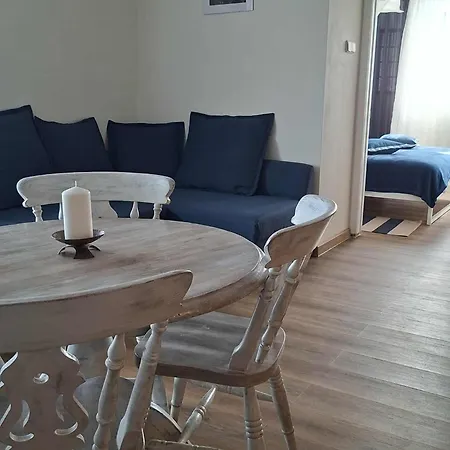 Apartament Ogrodowa Z Basenem Jozefoslaw Apartment